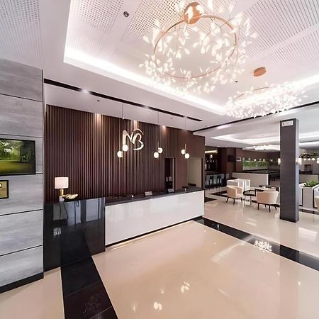 Mallberry Suites Business Hotel Cagayan de Oro Esterno foto