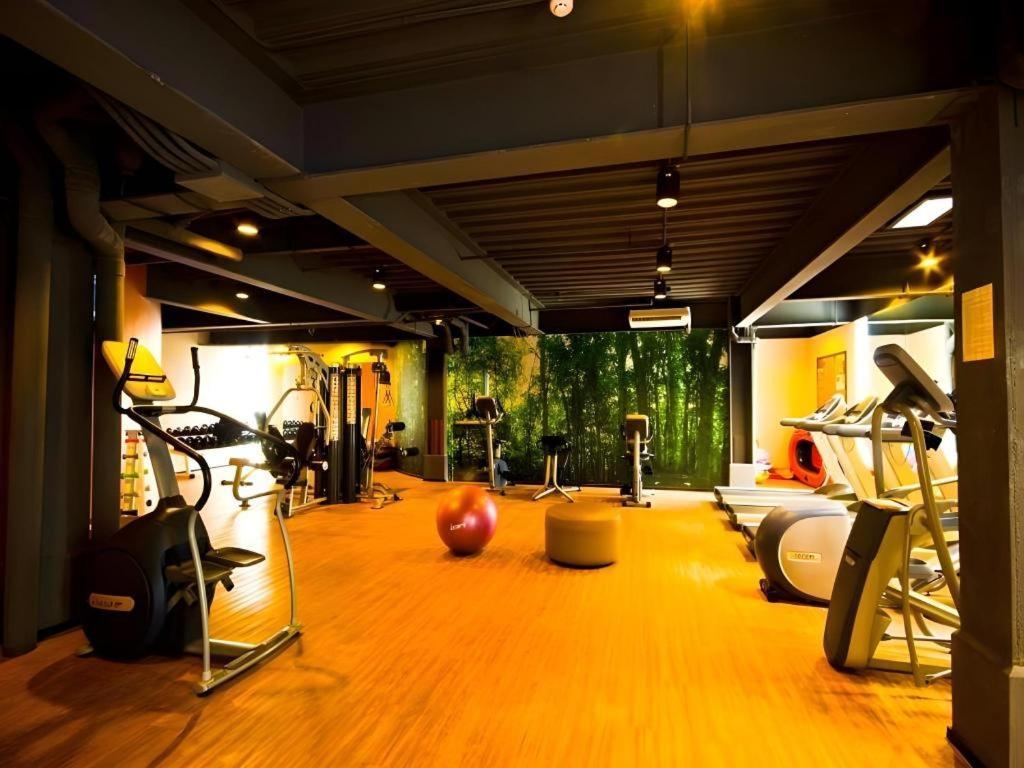 Mallberry Suites Business Hotel Cagayan de Oro Esterno foto