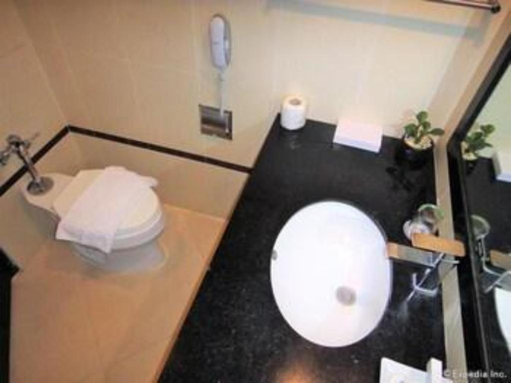Mallberry Suites Business Hotel Cagayan de Oro Esterno foto
